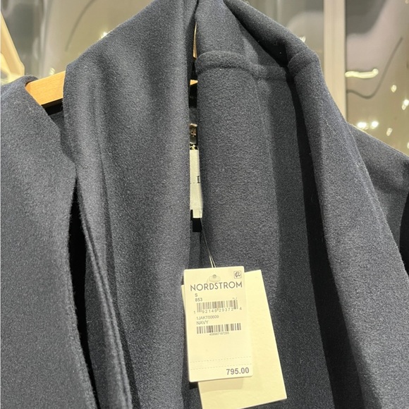 Double faced crop Jacket by House of Harlow 1960. Brown wool blend. Hip & sporty - Picture 10 of 11